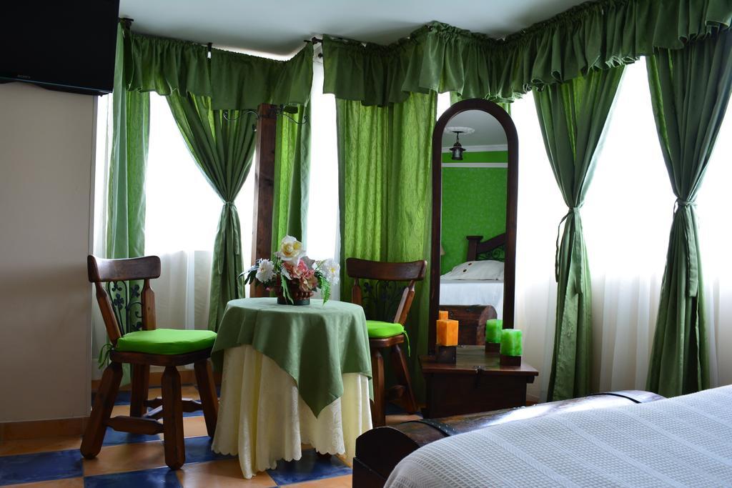 Hotel Casa Colonial Santa Rosa De Cabal Ruang foto