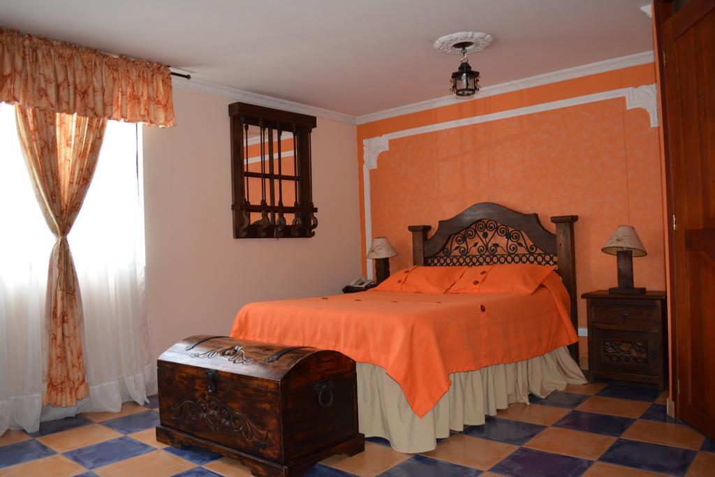 Hotel Casa Colonial Santa Rosa De Cabal Ruang foto
