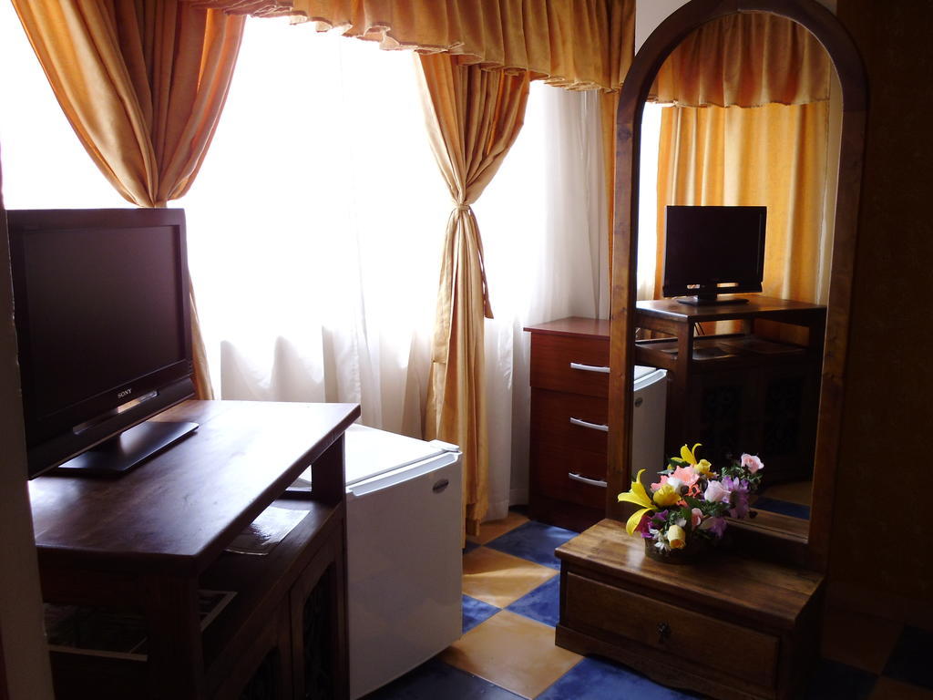 Hotel Casa Colonial Santa Rosa De Cabal Bagian luar foto