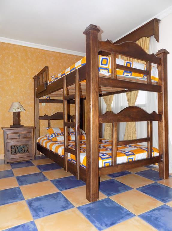 Hotel Casa Colonial Santa Rosa De Cabal Bagian luar foto